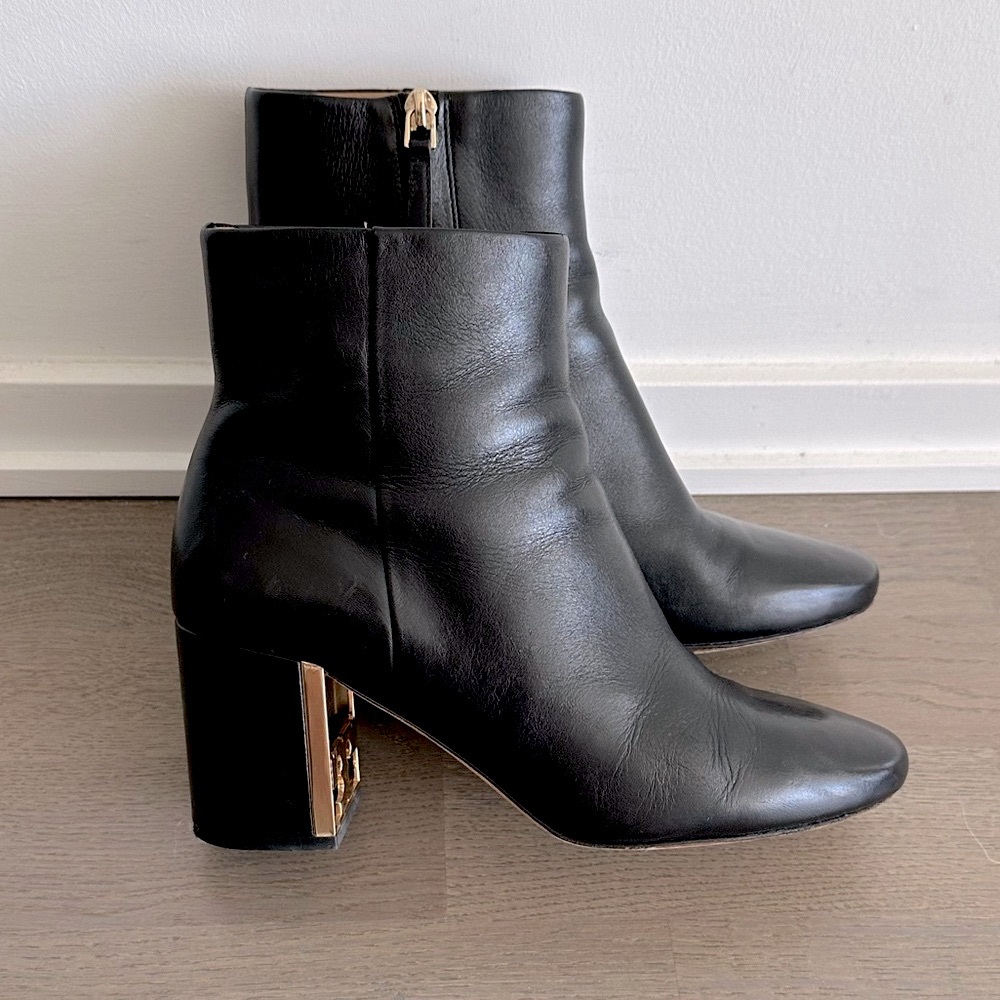 Tory Burch Gigi Bootie Calf Leather Size 8.5